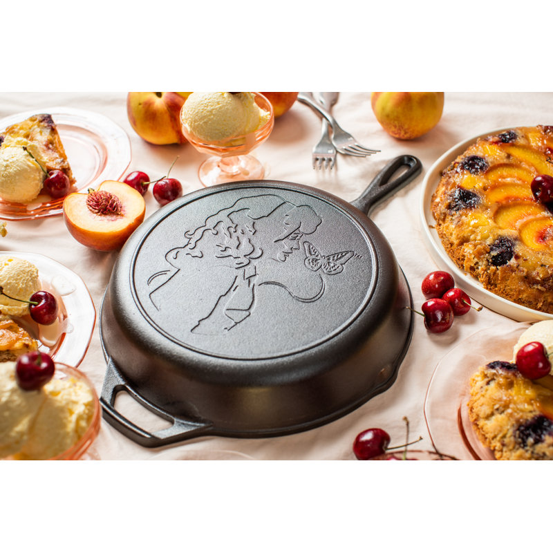 Black Round 10.25" Cast Iron Skillet with Dolly Parton Design