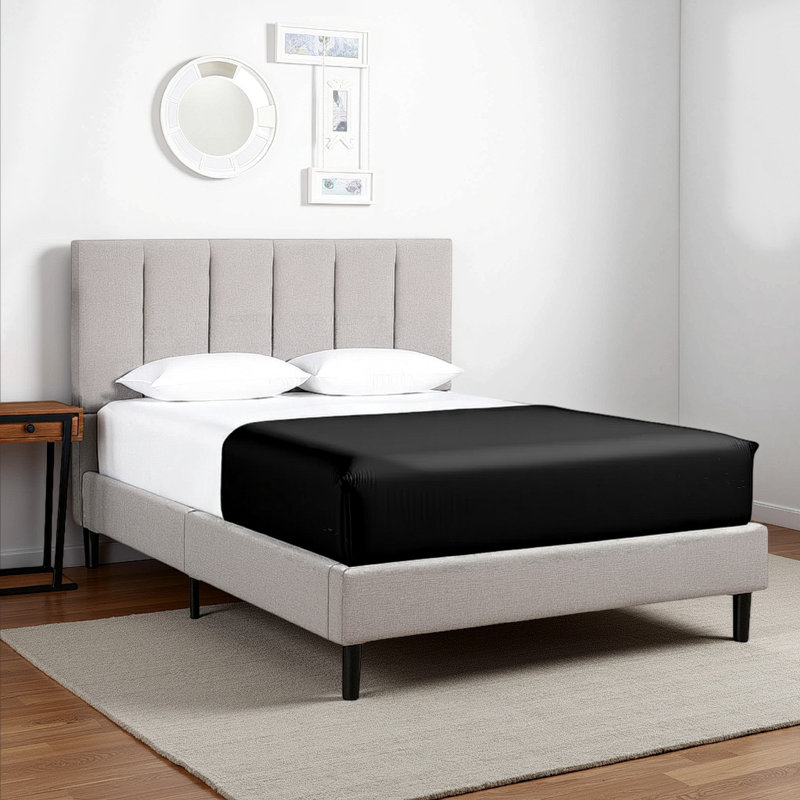 Degregorio Upholstered Tufted Platform Bed, Full, Full