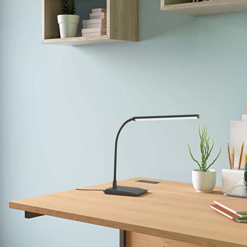 Giavanna Adjustable Arched Lamp, Black