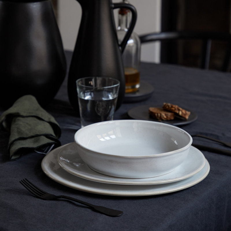 Roda Handmade Stoneware Salad/Dessert Plate, White