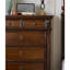 Commode d'appoint sculptée couleur noyer