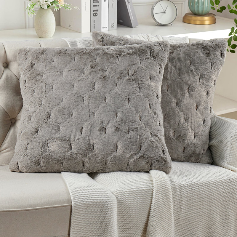 Housse de coussin jacquard en fausse fourrure, Gris, 26 po x 26 po
