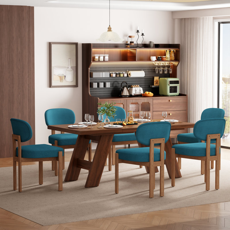 Ensemble de table de salle à manger 6 personnes Dearing avec table rectangulaire et 4 à 6 chaises rembourrées, Walnut, Gray