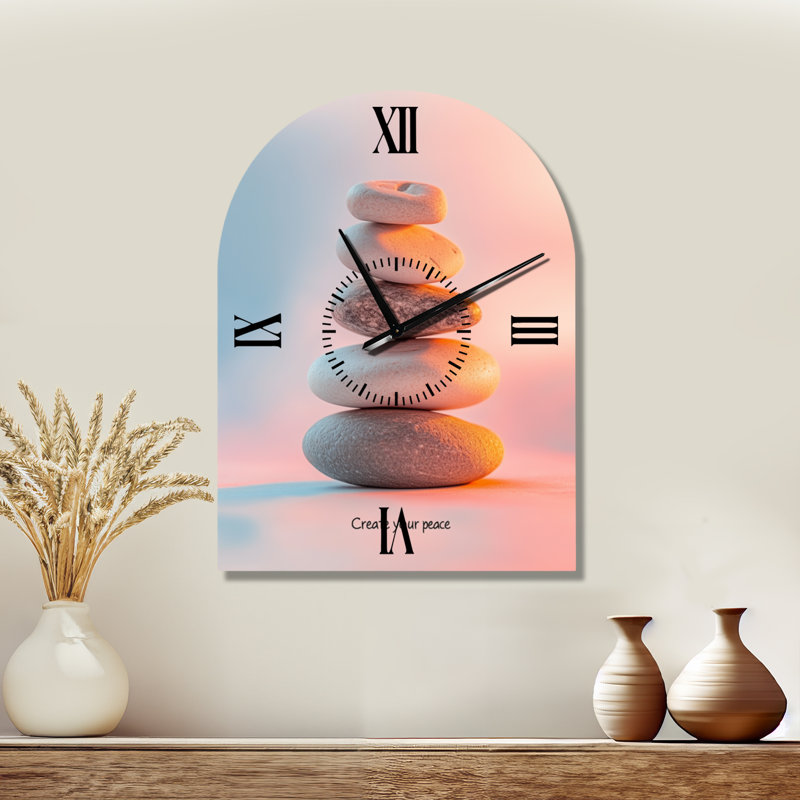 Créez votre paix - Horloge murale arquée en métal Zen sans tic-tac, H 31 po x l 23 po - Arche