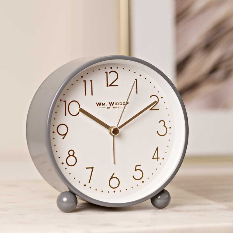 William Sleek & Chic Modern Analogue Metal Quartz Movement / Crystal Alarm Tabletop Clock, Grey