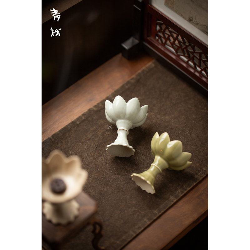 Brûleur d'encens Yue Kiln Celadon Lotus Petal