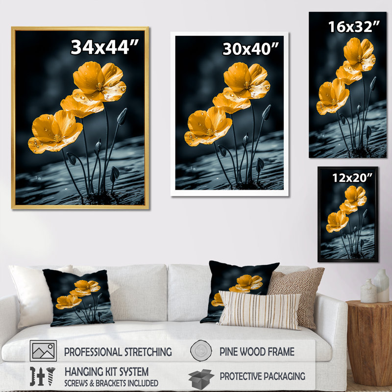 «Buttercups On The Beach On», reproduction sur toile, H 32 po x l 16 po x P 1 po, Toile tendue