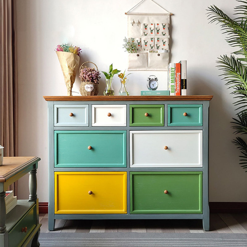 Armoire d'appoint de style américain