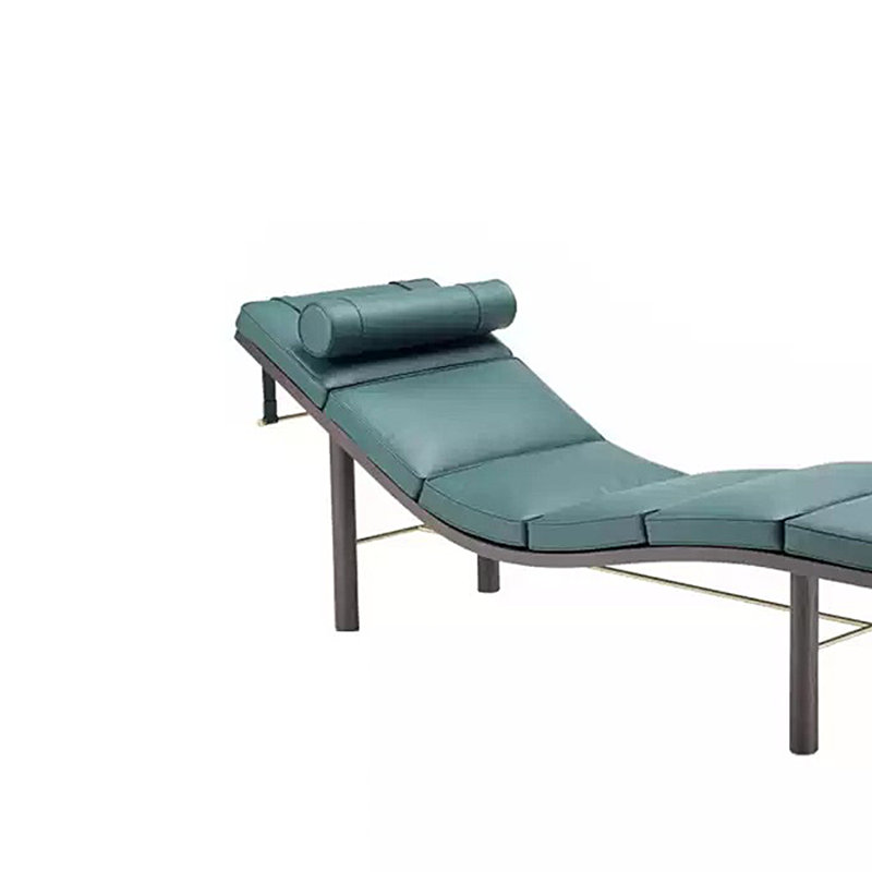 Chaise tendance en bois de frêne