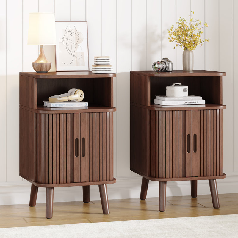 Fluted Nightstand Set, Mid Century Modern End Table 2 PCS With Open Shelf and Cabinet, Curved Round Edge Wooden Bedside Table With Slide Doors, Walnut