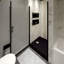 Portes de douche de qualité supérieure pour un confort ultime et une expérience fluide-111795513