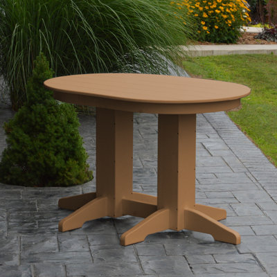 Table de salle à manger en résine Nettie