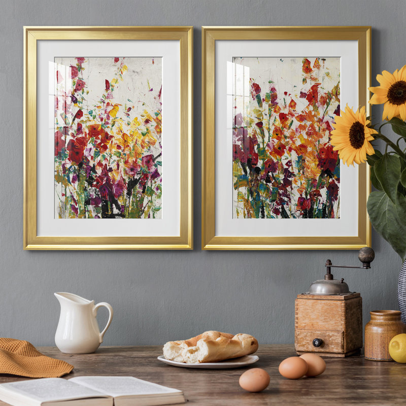 «Wildflowers Blooming I», reproduction encadrée de qualité supérieure - prête à être accrochée, Cadre doré