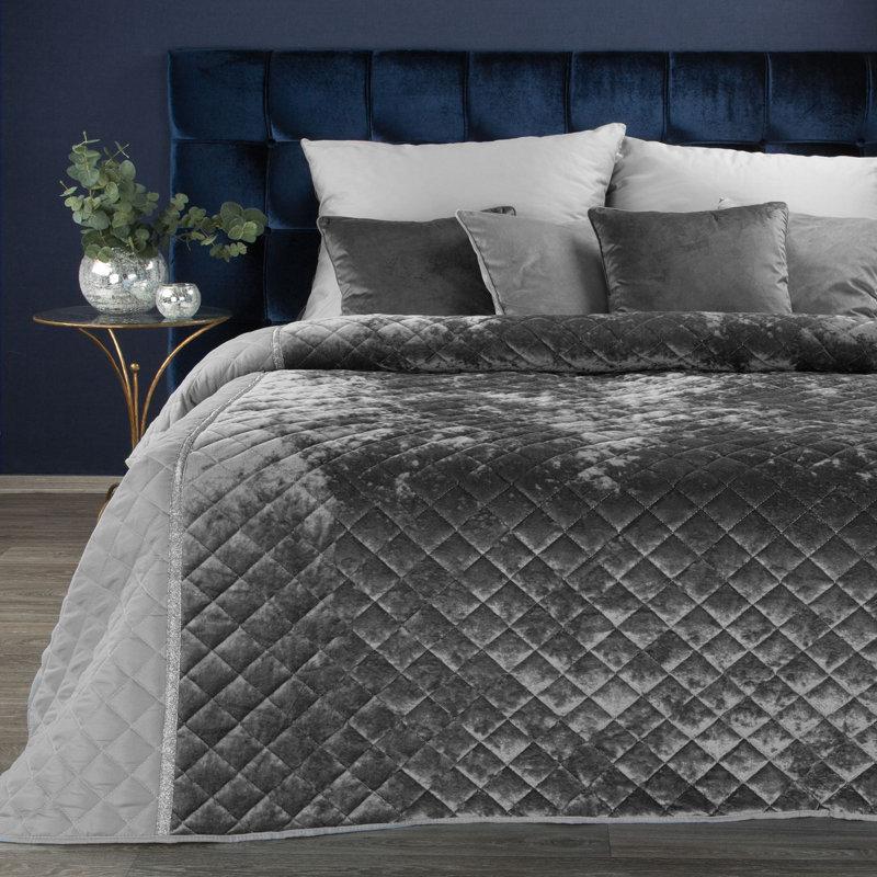 Primeaux Bedspread, Silver
