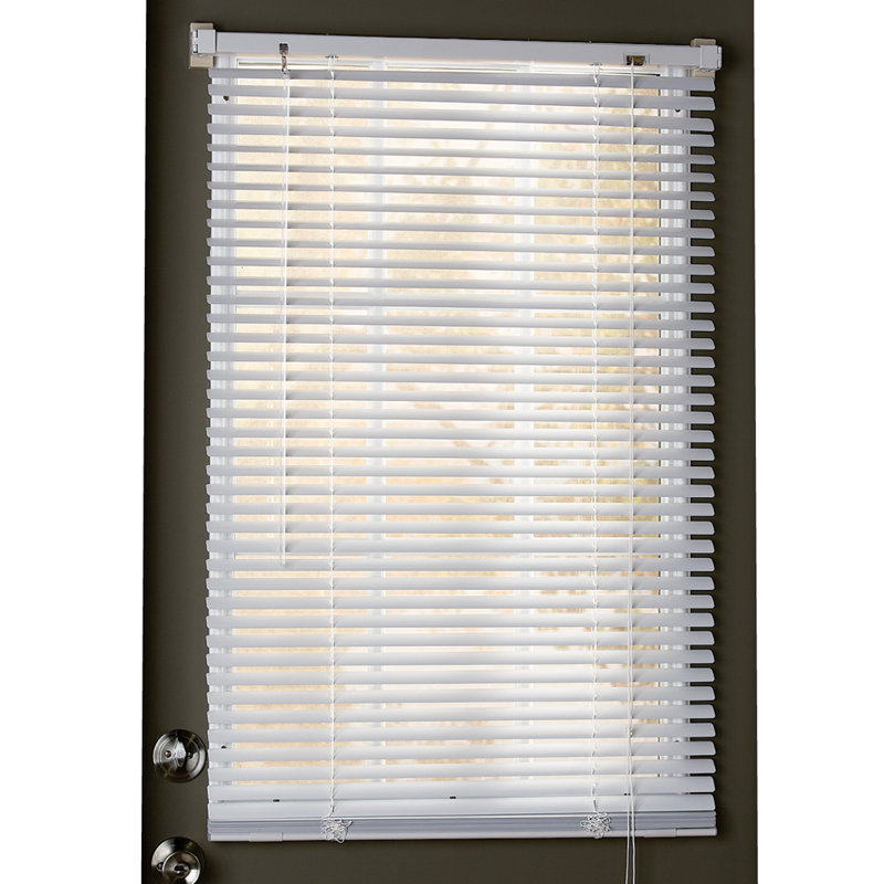 Store vertical blanc occultant, 25"W x 68"L
