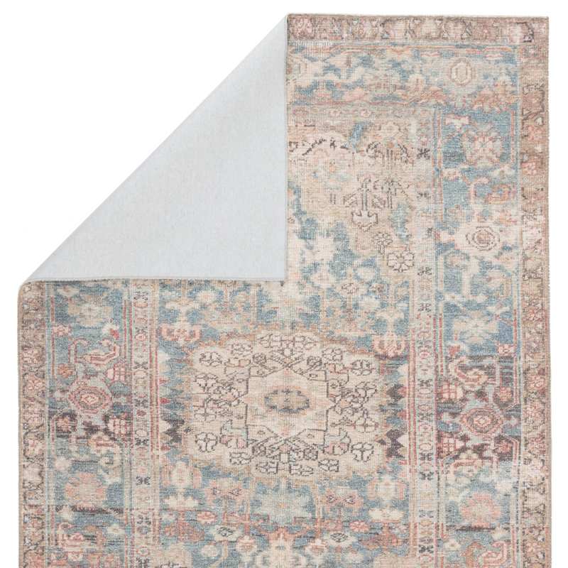 Carmody Washable Oriental Indoor Rug, Rectangle 2'6" x 7'6"