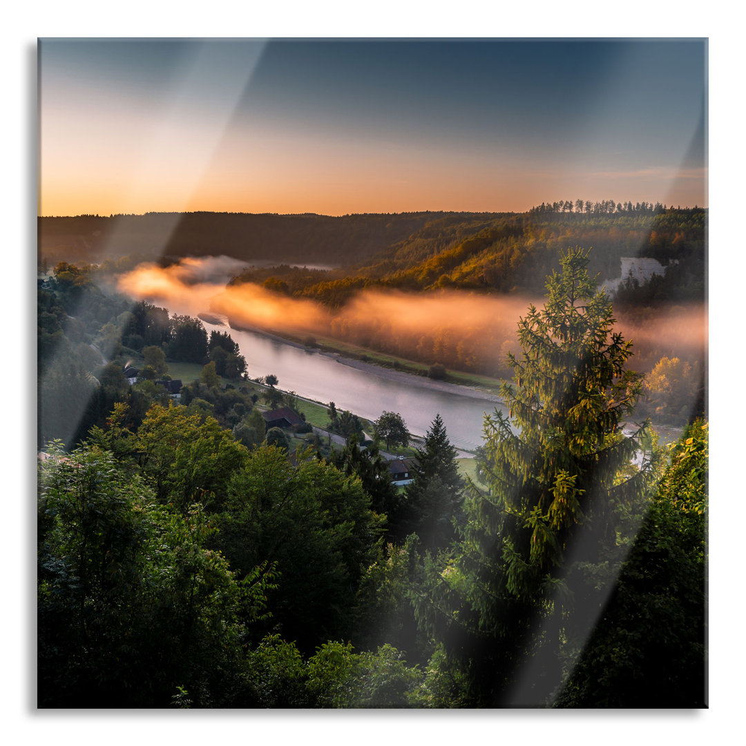 Glasbild Nebel über Fluss bei Sonnenaufgang