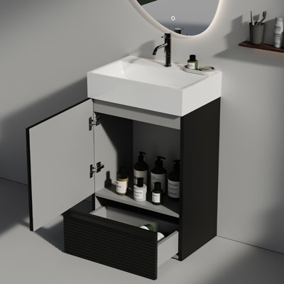 Freestanding Standard With Top
