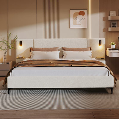 Lit rembourré sophistiqué Boucle avec lampes de lecture intégrées et étagères, idéal pour une configuration de chambre confortable et pratique