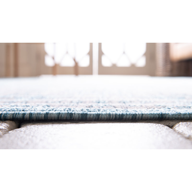 Loughlin Oriental Indoor / Outdoor Rug, Round 4'