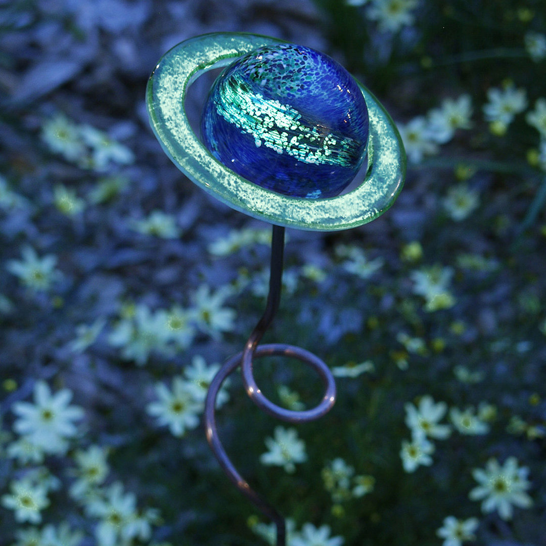 Weather Resistant Metal Abstract Garden Stake Echo Valley