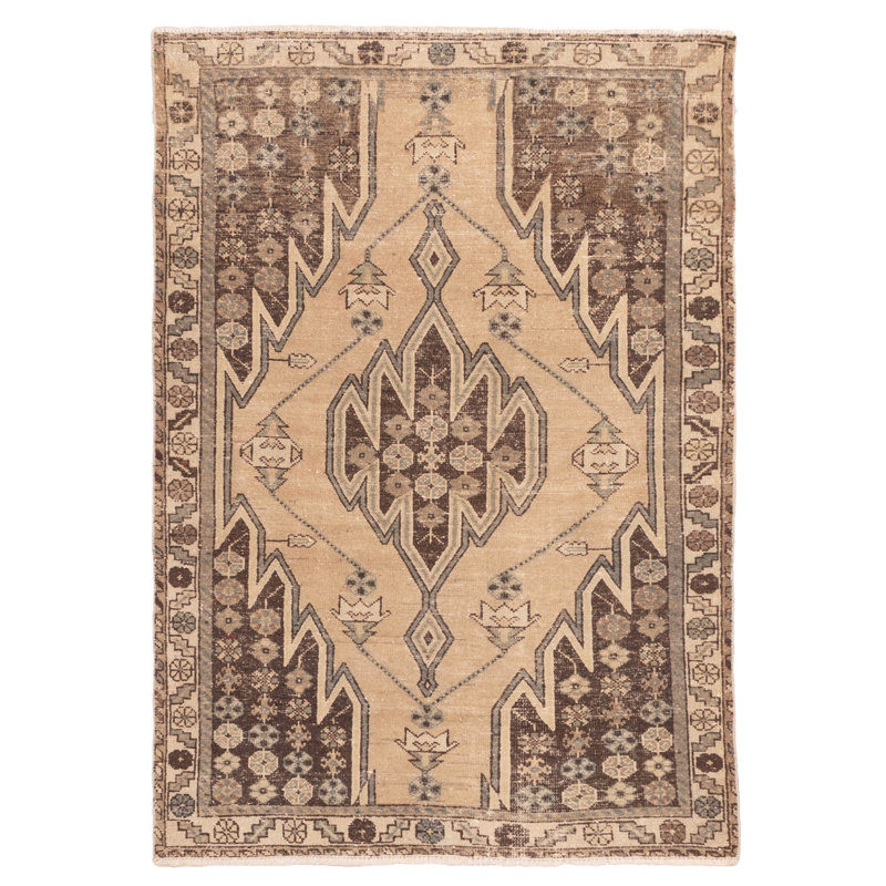 Tapis beige Antalya Vintage 3 pi 5 po x 4 pi 9 po