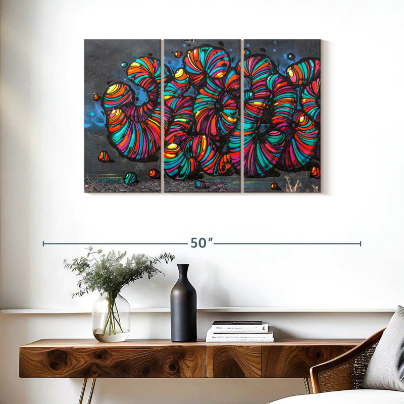 Brampt Street Worms, 24" H x 38" W