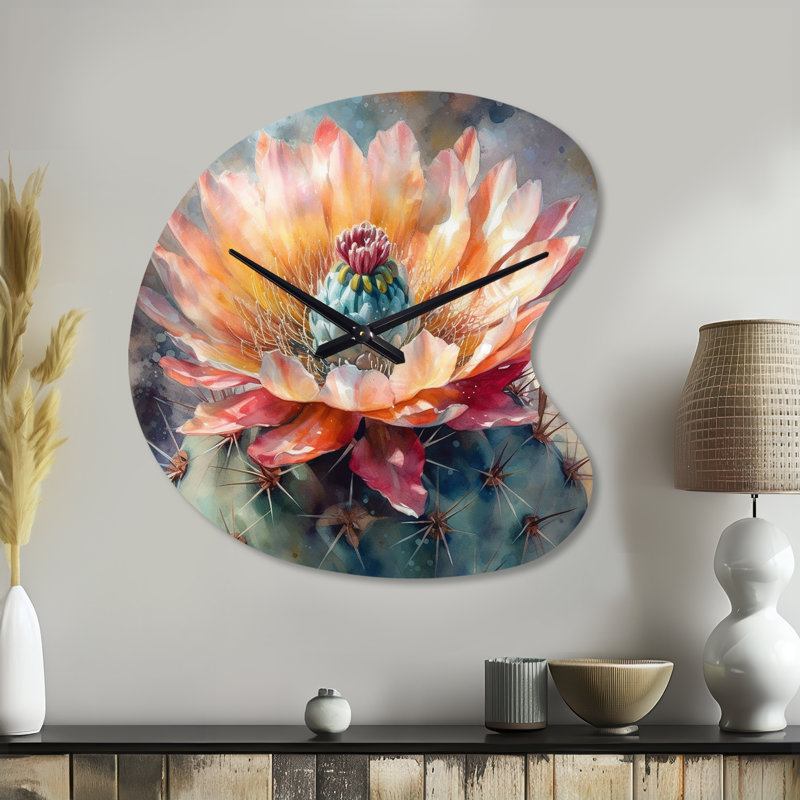 Fleur de cactus orange et vert III - horloge murale asymétrique en métal, forme irrégulière, Petit