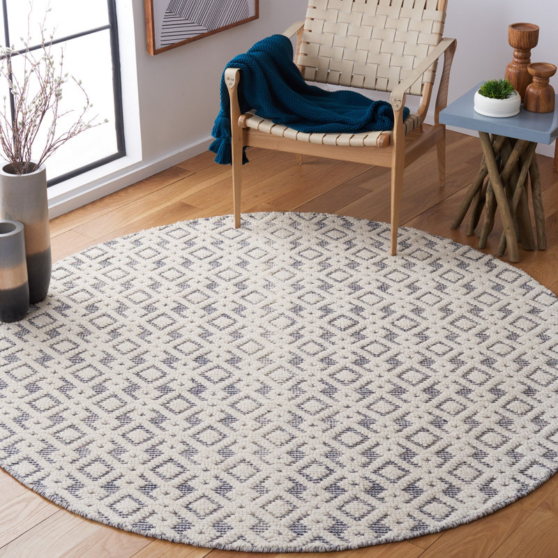 Burhardt Geometric Handwoven Ivory/Navy Area Rug, Round 6'