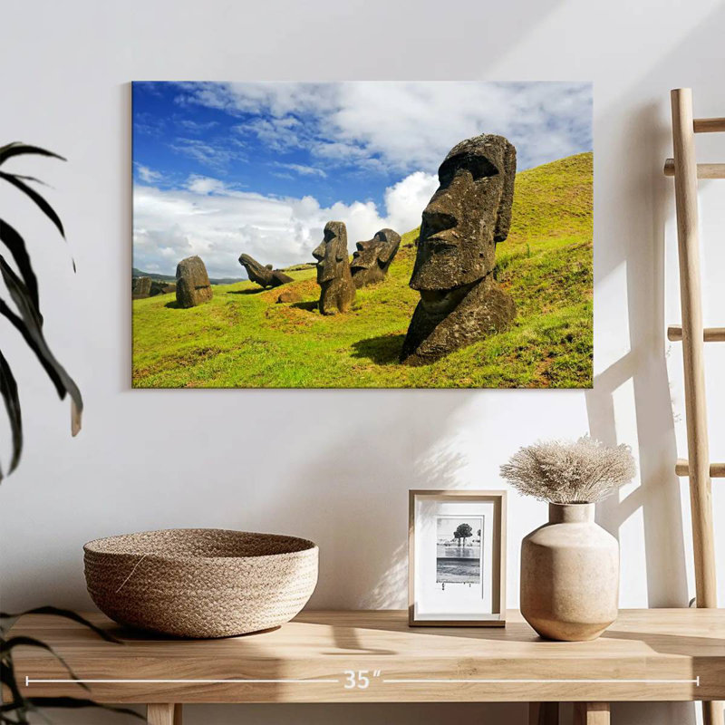 Moai historique, H 16 po x l 24 po