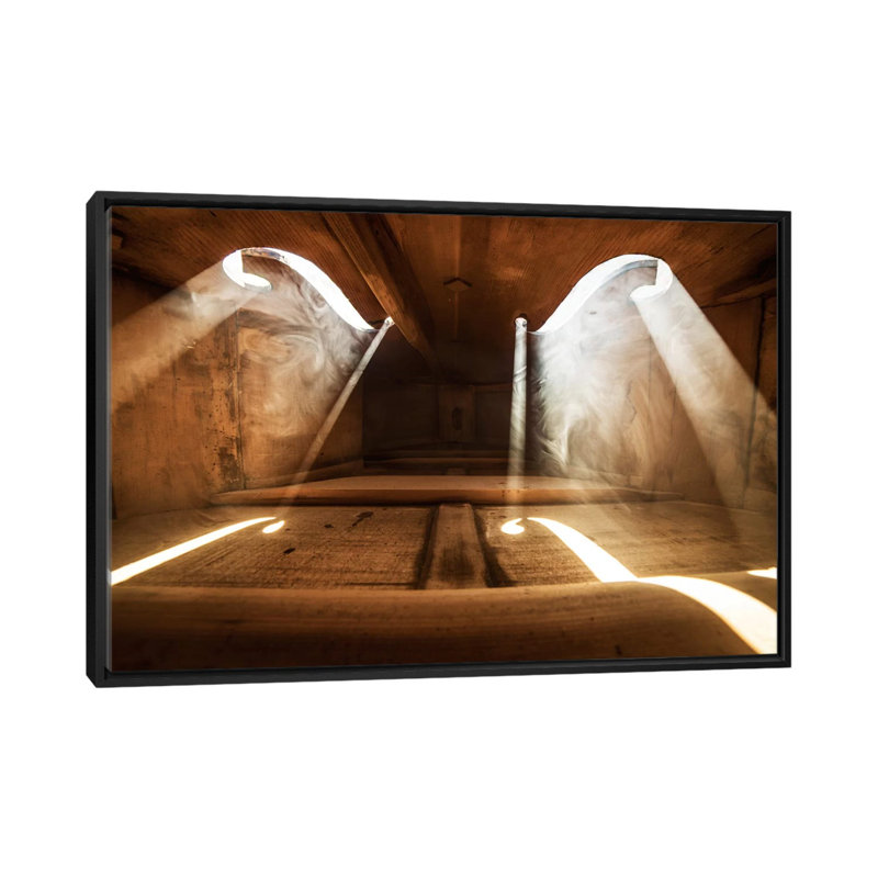 « inside violin i », impression sur toile, H 18 po x l 26 po x P 1,5 po, Toile avec cadre noir