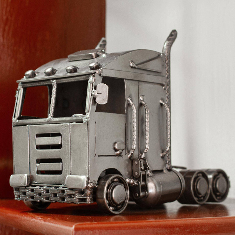 Maurelle Transportation Figurines & Sculptures