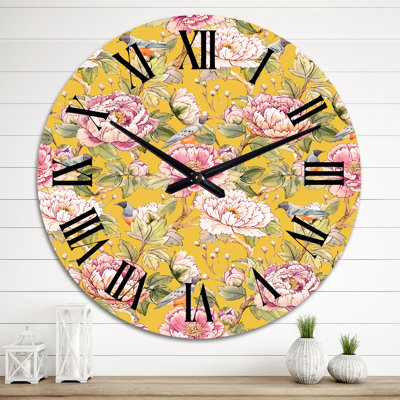 Horloge murale à motif roses roses chinoises sur fond jaune