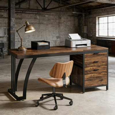 Bureau avec tiroirs