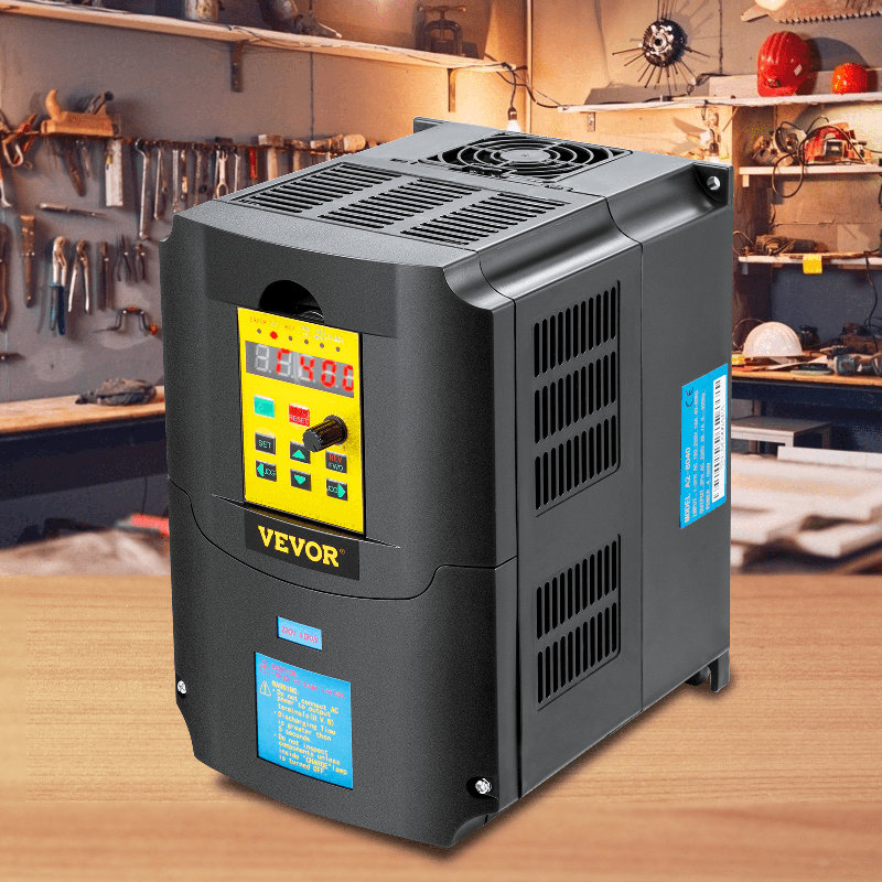Variateur de vitesse VFD 2.2KW 10A 3HP pour le contrôle de la vitesse du moteur triphasé, 2200 W