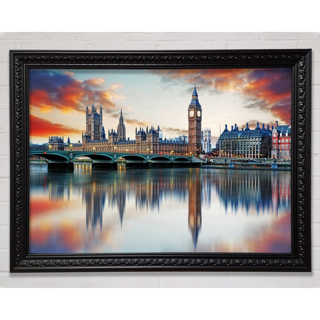 Atemberaubende Reflektionen der Houses Of Parliament - Einzelne Bilderrahmen Kunstdrucke