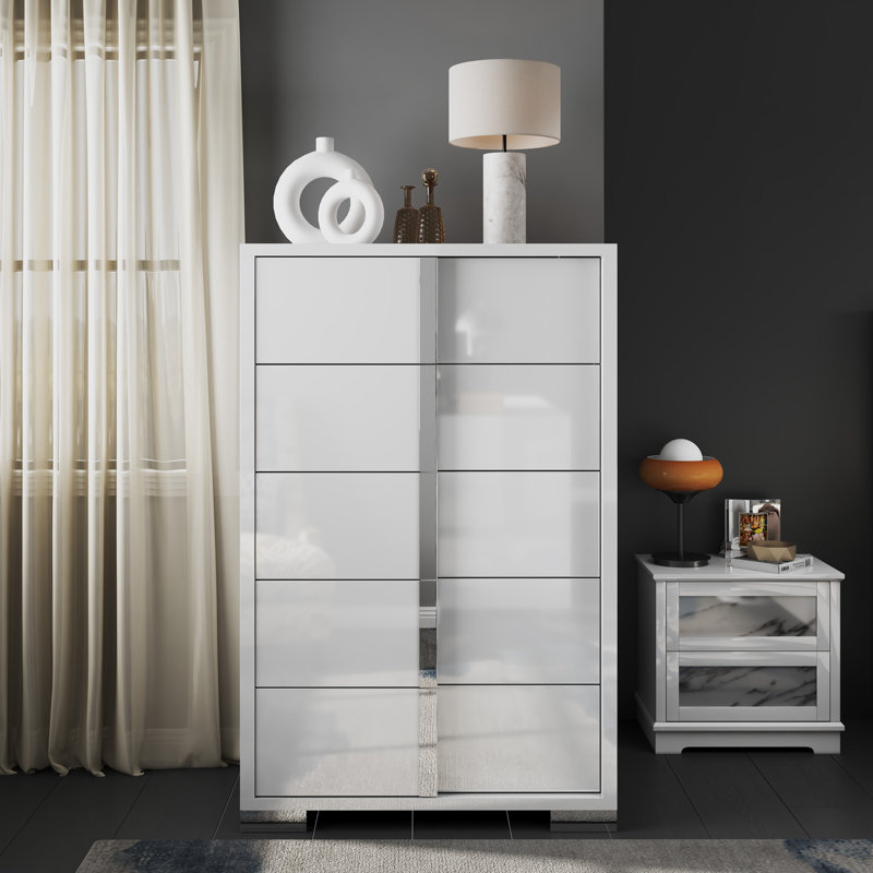 Dulane 50"H Modern Highlgloss 5 Chest of Drawers with Groove Handle, White