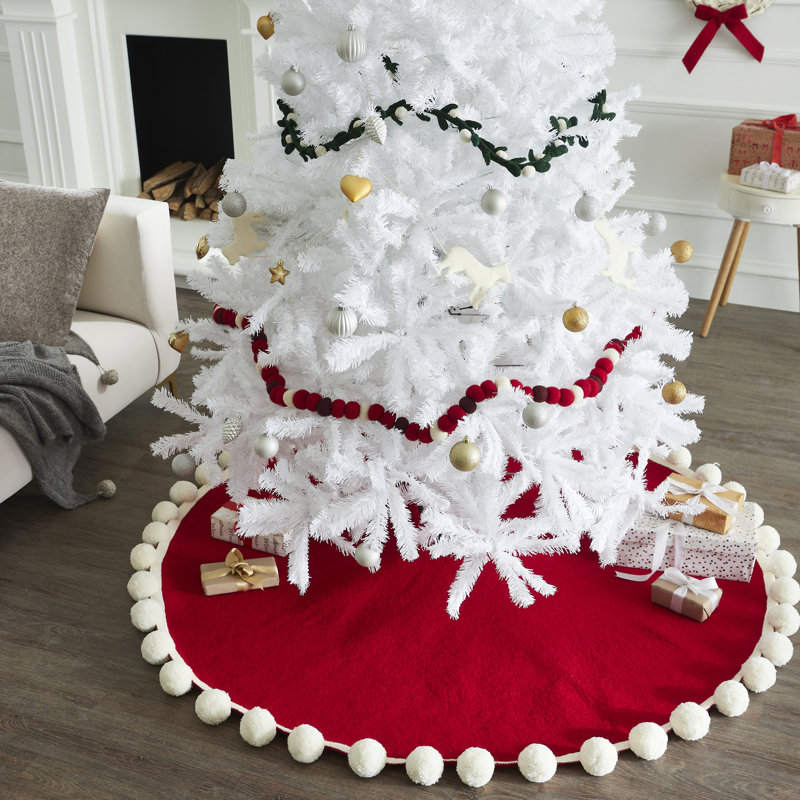 Handmade Christmas Tree Skirt in Felt, Oversize-72"