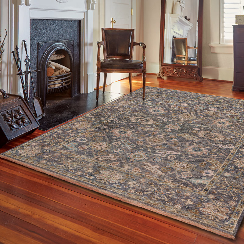 Wentworth-Edison Hand Knotted Wool Oriental Area Rug in Gray, Rectangle 5' x 8'