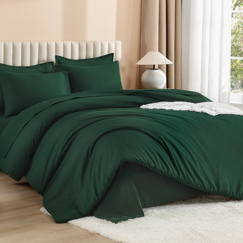 Ensemble d'édredon pour grand lit Andency vert foncé - 7 pièces Ensembles d'édredon pour grand lit, ensemble de lit léger uni avec édredon, draps, taies d'oreiller et taies décoratives