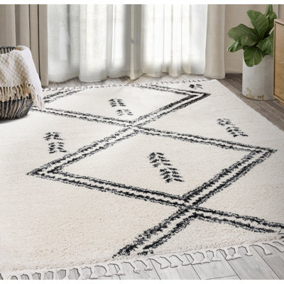 Nevriye Geometric Indoor Rug