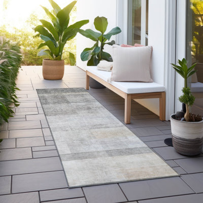 Tapis taupe / intérieur taupe Julieta