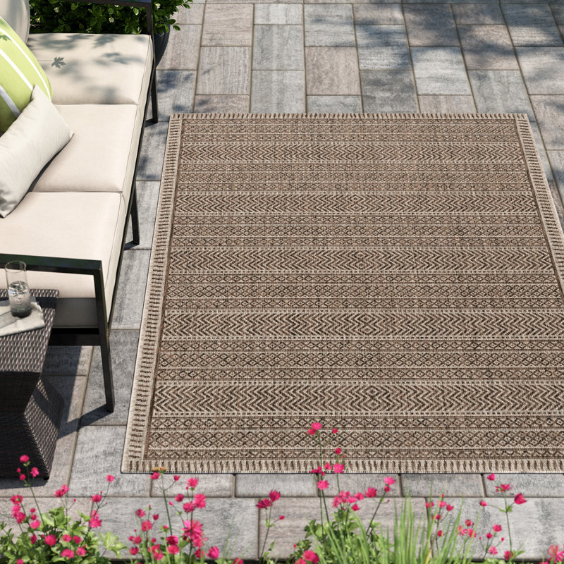 Sedona Striped Tribal Bohemian Brown/Natural Indoor/Outdoor Performance Area Rug, Rectangle 5'3" x 7'7"