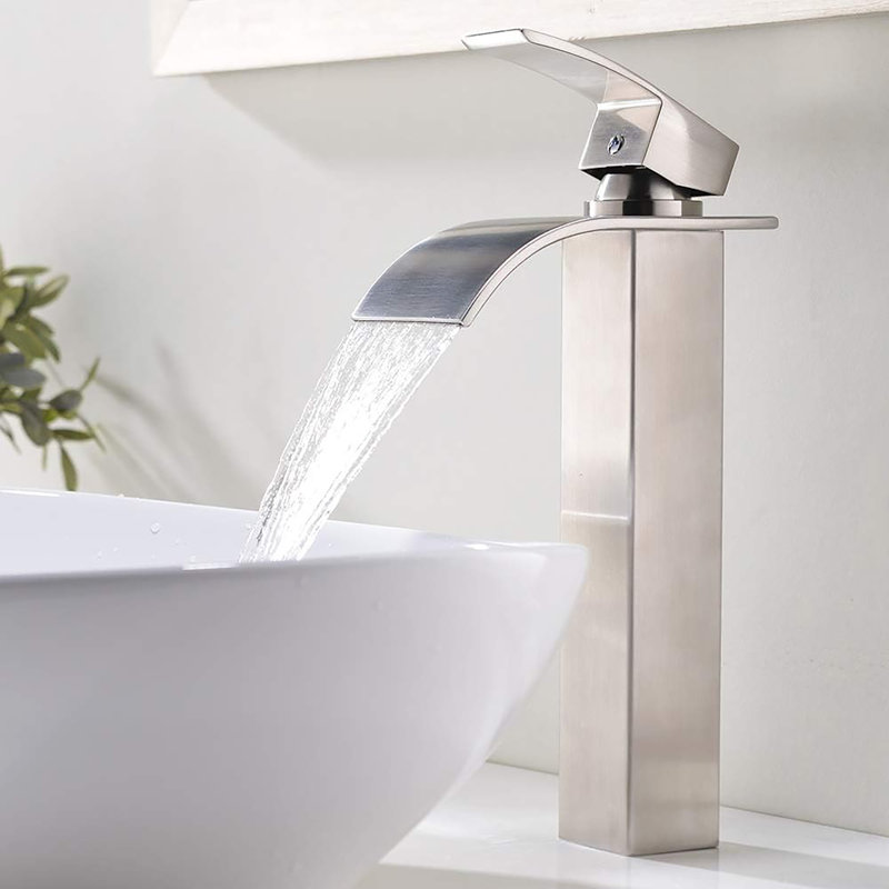 Robinet de salle de bain monocorps et monocommande, lavabo vasque 