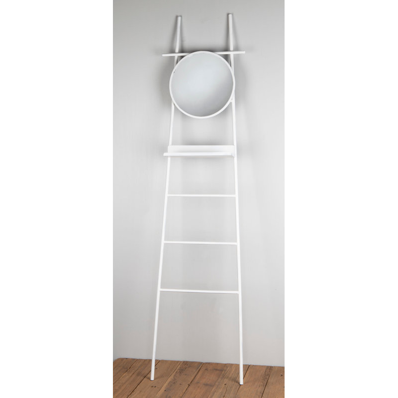 Échelle blanche avec miroir