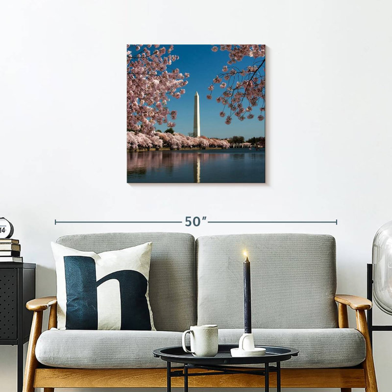 Lilie Washington Monument Sakura, H 24 po x l 24 po