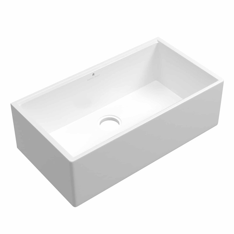 Dreamer Concierge 33 in White with Cutting Board