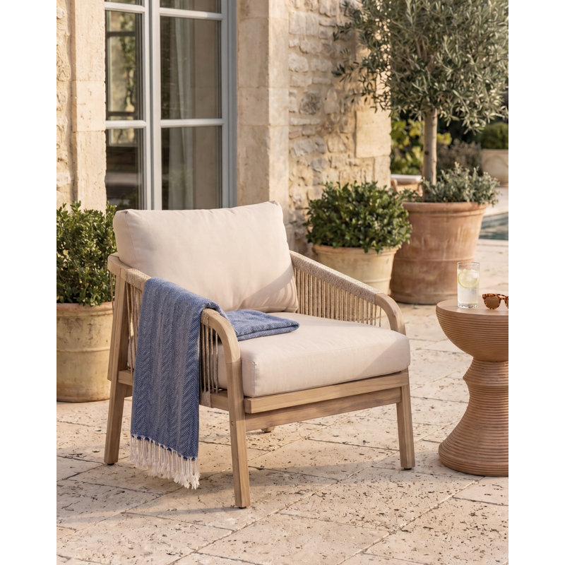 SUMBA Outdoor Lounge Chair with Cushions