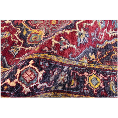 Elegant Wool Oriental Area Rug in Red/Charcoal