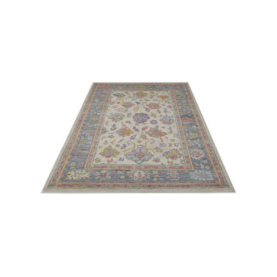 Ushak Wool Weft